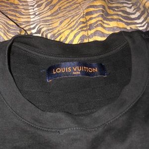 SOLD OUT in Stores Louis Vuitton Monogram Pocket T